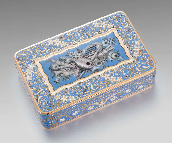 A Swiss Enamelled Gold Box
